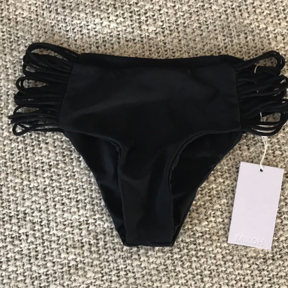 Mikoh velzyland bottom